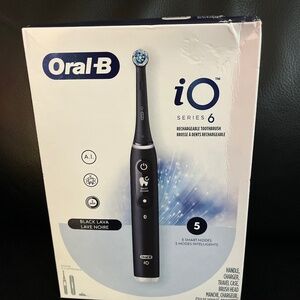 Oral-B iO SERIES 6 rechargeable toothbrush